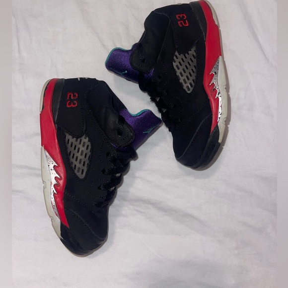 Air Jordan 5 Retro sneakers kids 9C - Picture 2 of 12